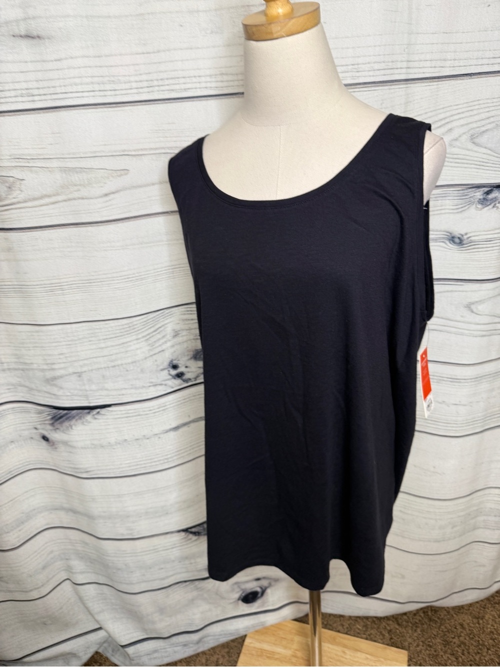 EVRI Black Scoop Neck Women's Tank
